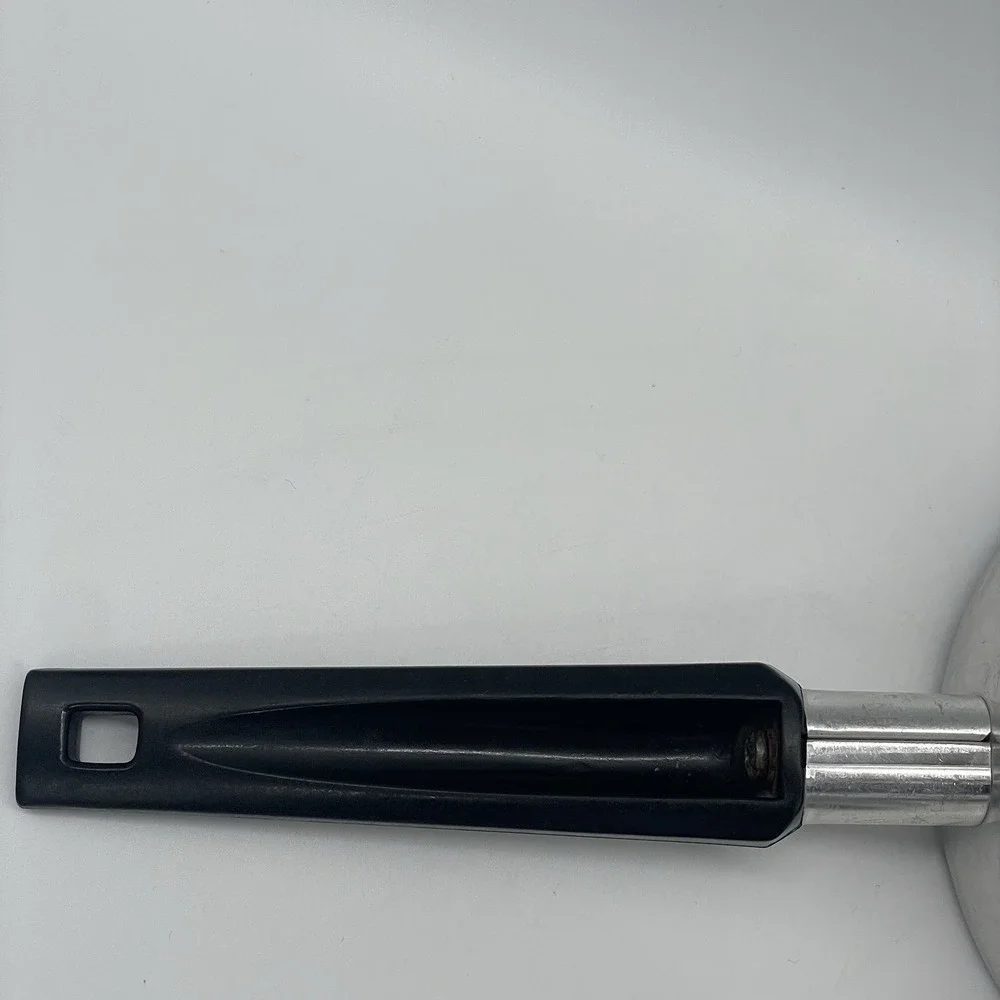 Vintage Wear-Ever 1qt‎ Sauce Pan With Lid Aluminum Non-Stick Black Handle USA